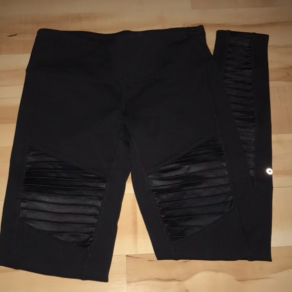 Bundle All yoga pants - Picture 2 of 6